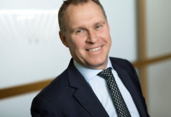 Peter Nilsson, vd på Trelleborg talar på EFL:s Alumniträff